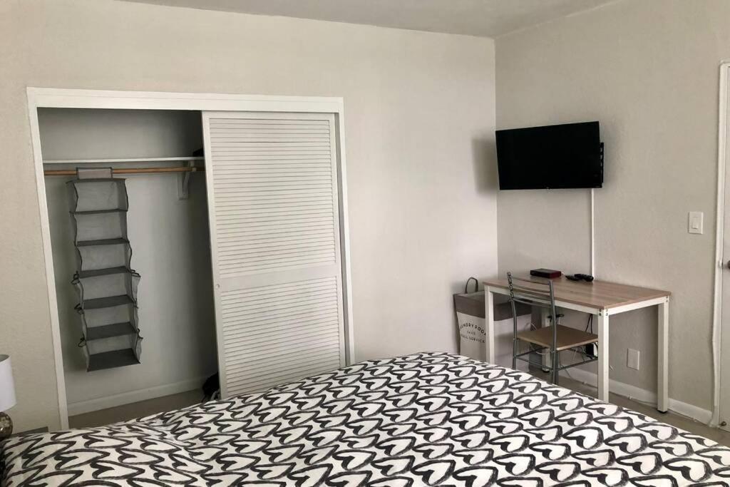 Spacious 1Br On The Beach, The Tides, Hollywood,Fl Екстер'єр фото