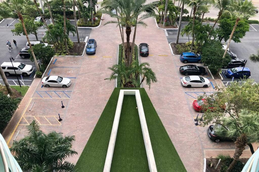 Spacious 1Br On The Beach, The Tides, Hollywood,Fl Екстер'єр фото