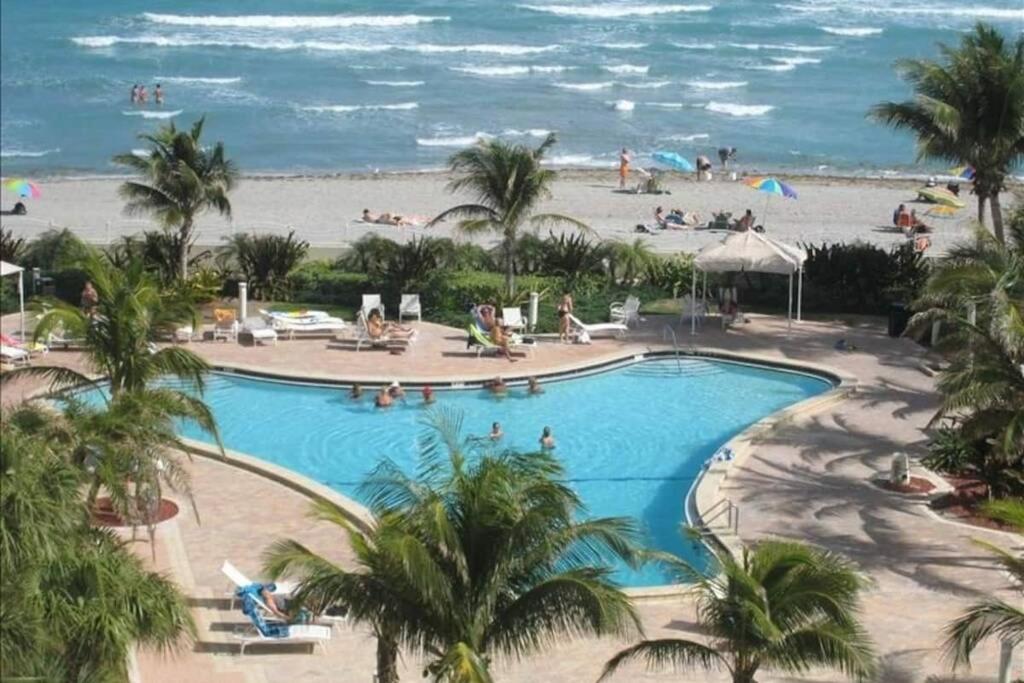 Spacious 1Br On The Beach, The Tides, Hollywood,Fl Екстер'єр фото