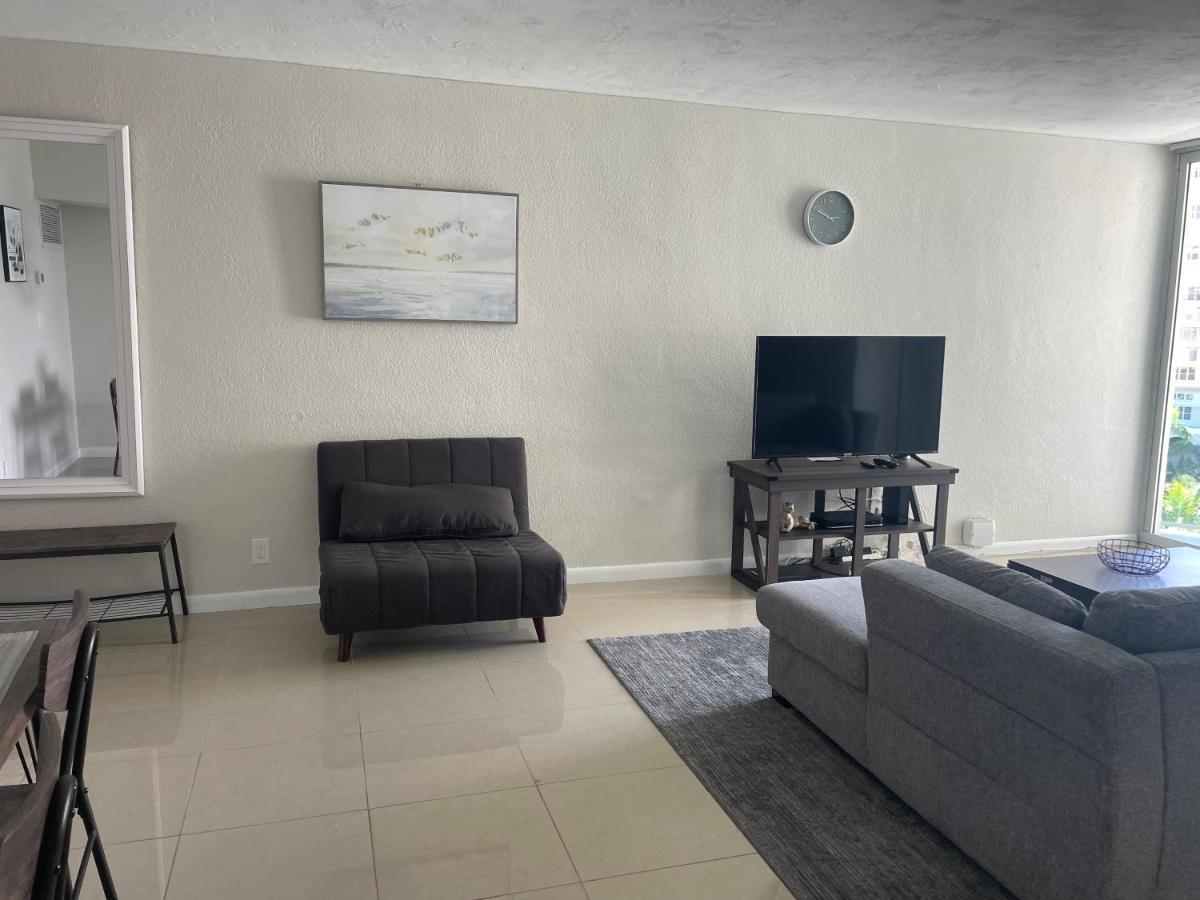 Spacious 1Br On The Beach, The Tides, Hollywood,Fl Екстер'єр фото