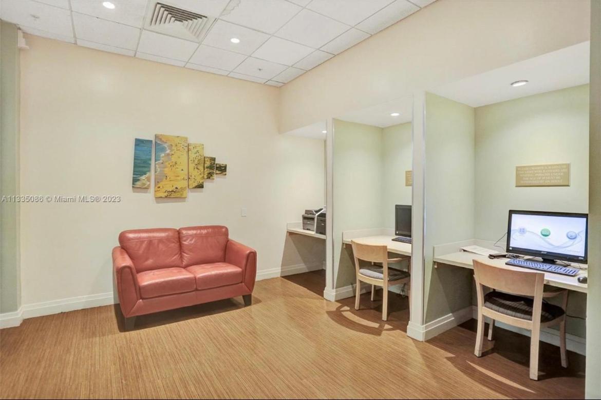 Spacious 1Br On The Beach, The Tides, Hollywood,Fl Екстер'єр фото